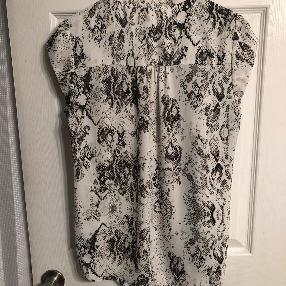 Nordstrom Rack - Picture 2 of 3